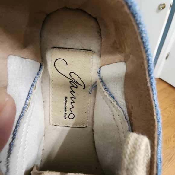 Gaimo Blue Espadrille Lace Up Canvas Shoes made in Spain NWOT - Picture 4 of 7